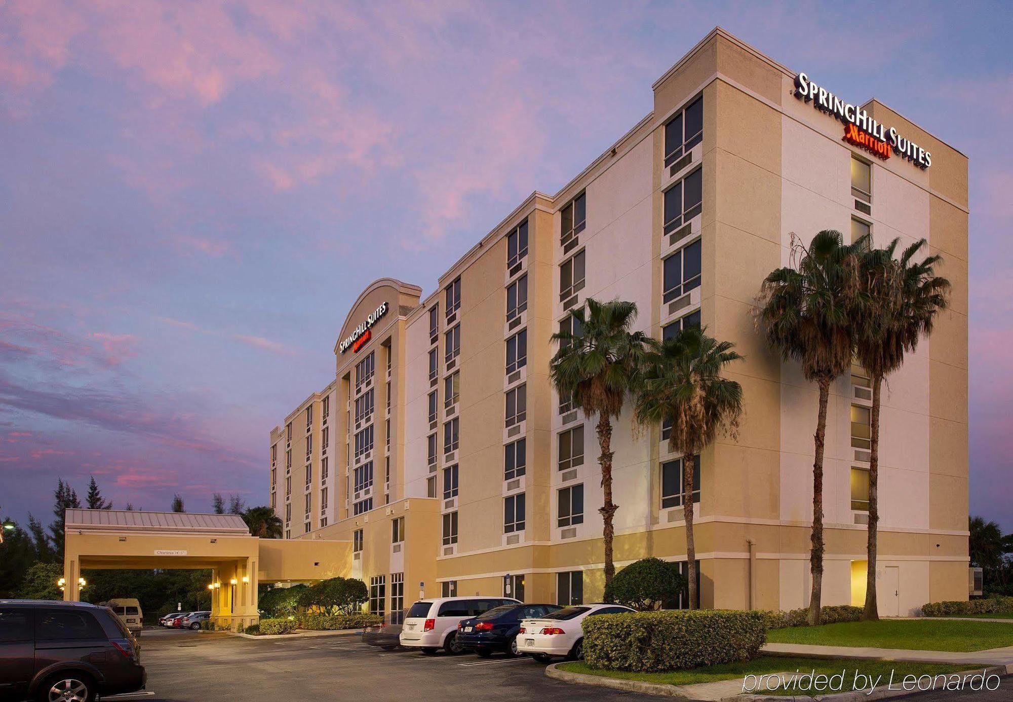 Springhill Suites By Marriott Miami Airport South Blue Lagoon Area Miami Springs Exterior foto